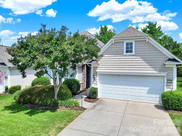 15184 Legend Oaks Court, Fort Mill, SC 29707