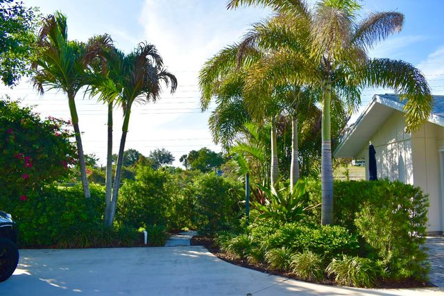 12638 SE Cascades Court, Hobe Sound, FL 33455