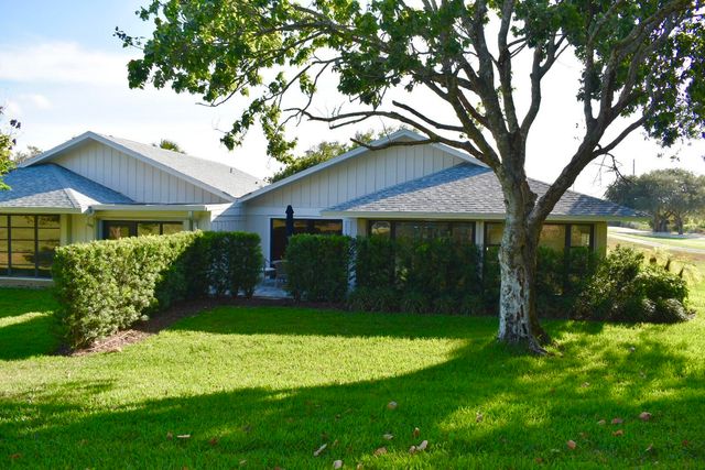 12638 SE Cascades Court, Hobe Sound, FL 33455