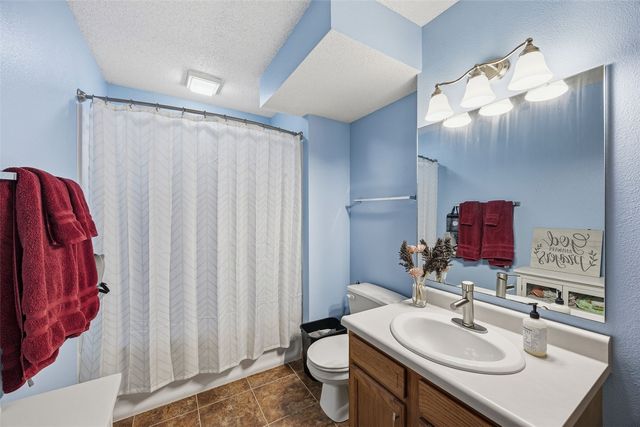 1428 Kodiak Ct, Coralville, IA 52241