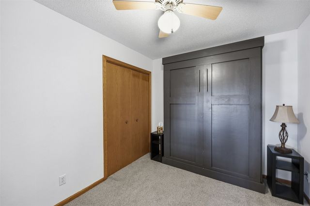 1428 Kodiak Ct, Coralville, IA 52241