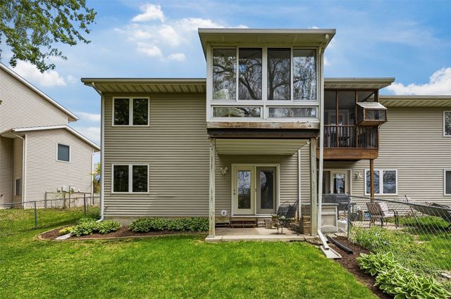 1428 Kodiak Ct, Coralville, IA 52241