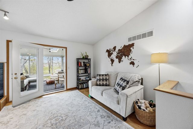 1428 Kodiak Ct, Coralville, IA 52241