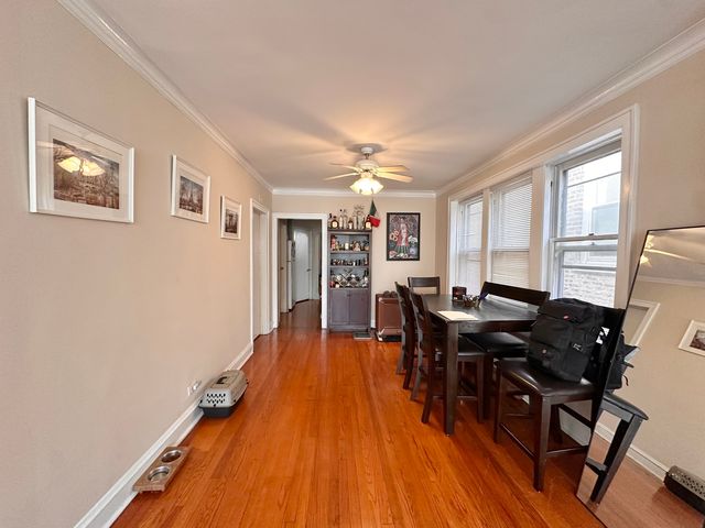 5207 S ARTESIAN Avenue, Chicago, IL 60632