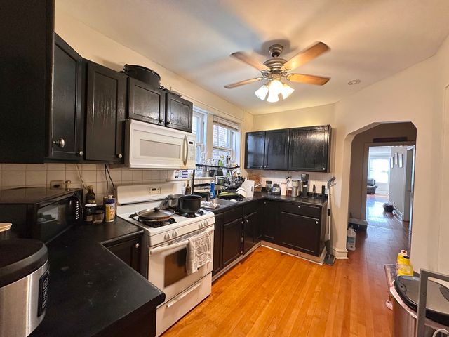 5207 S ARTESIAN Avenue, Chicago, IL 60632