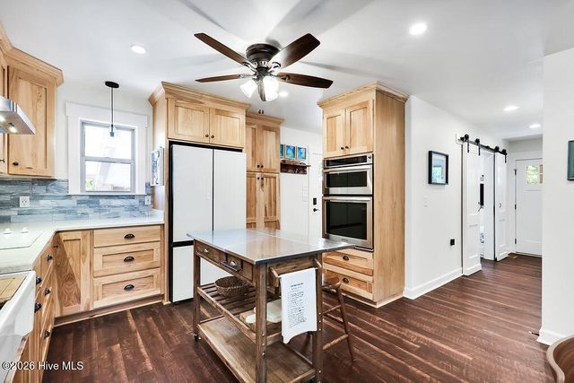 319 NE 42nd Street, Oak Island, NC 28465