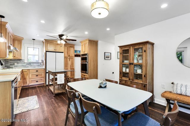 319 NE 42nd Street, Oak Island, NC 28465