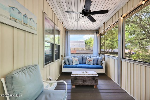 319 NE 42nd Street, Oak Island, NC 28465