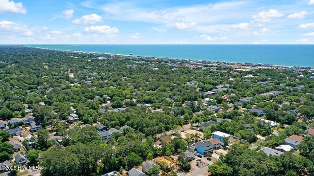 319 NE 42nd Street, Oak Island, NC 28465