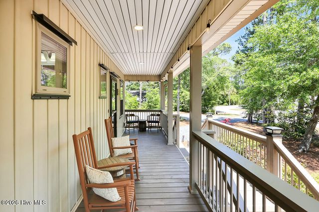 319 NE 42nd Street, Oak Island, NC 28465