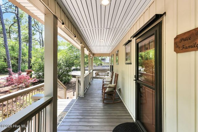 319 NE 42nd Street, Oak Island, NC 28465