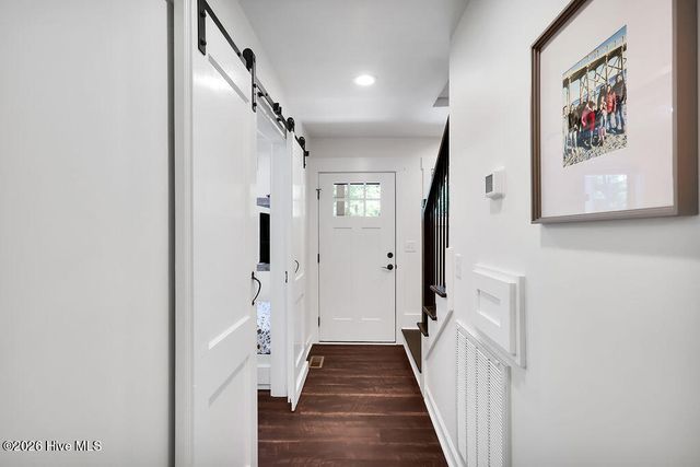 319 NE 42nd Street, Oak Island, NC 28465