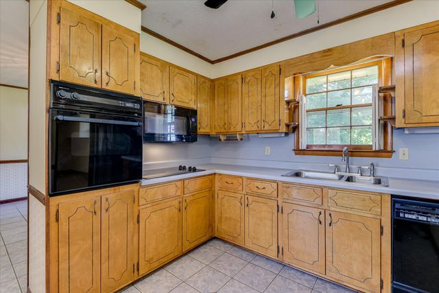 610 Oakdale Avenue, North Augusta, SC 29841