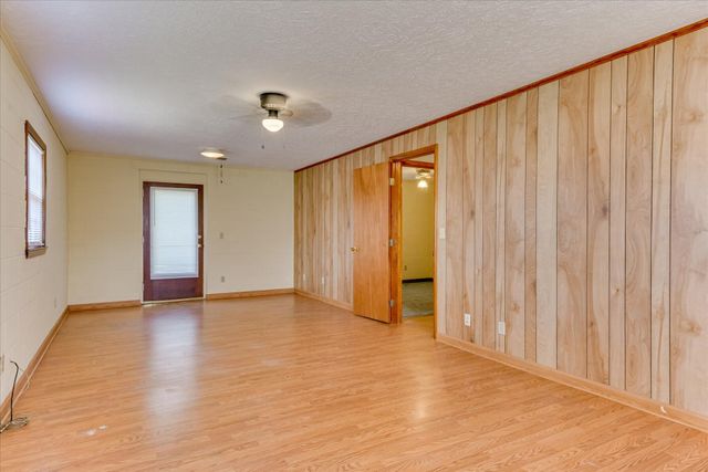 610 Oakdale Avenue, North Augusta, SC 29841