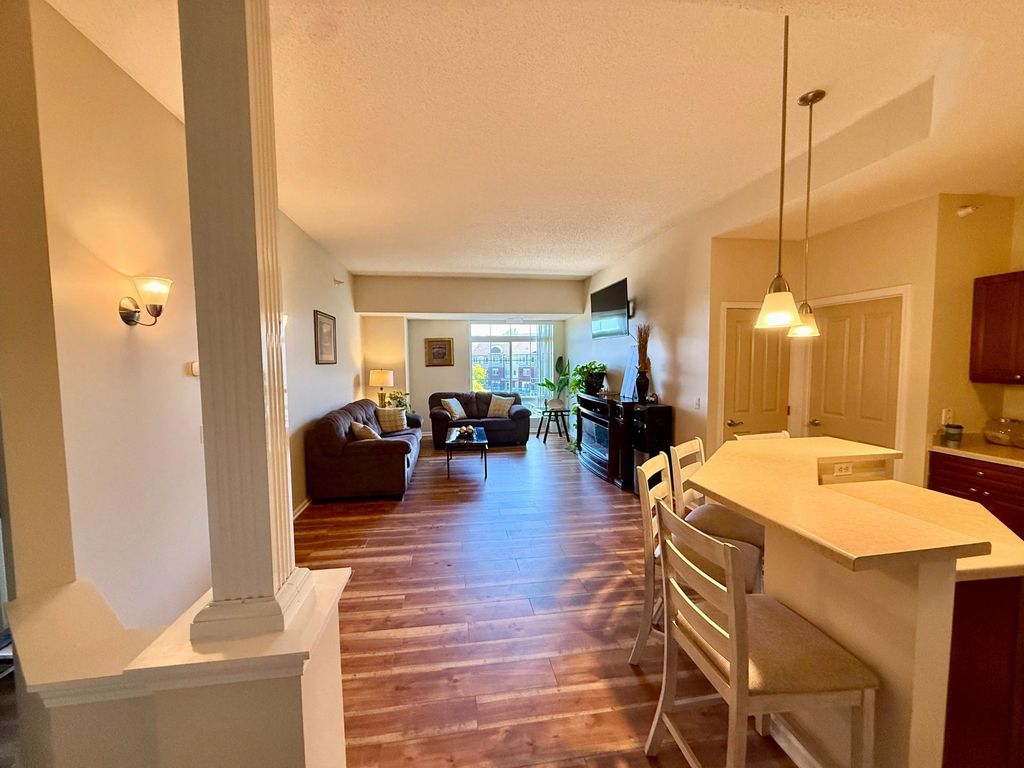 649 Old Highway 8 NW 306, New Brighton, MN 55112 — photo 5
