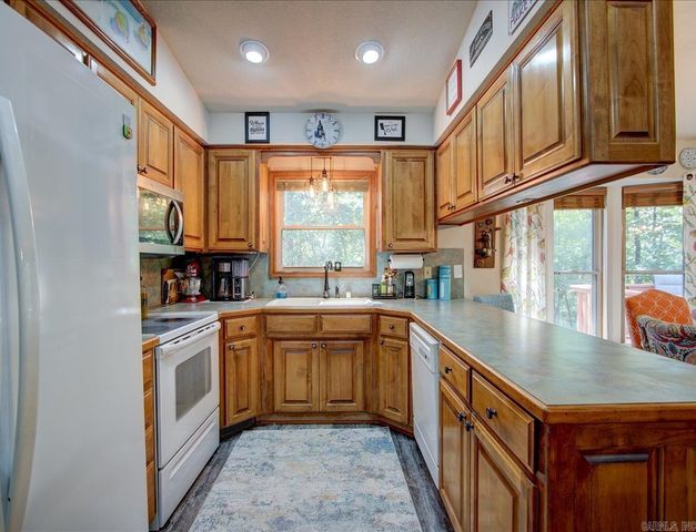 100 St Andrews, Hot Springs, AR 71913