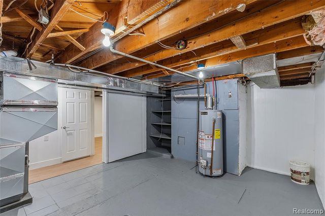 28264 Bayberry Road, Farmington, MI 48331