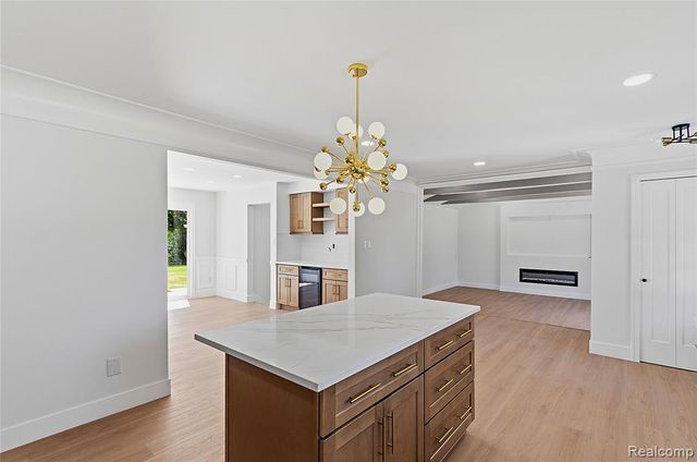 28264 Bayberry Road, Farmington, MI 48331