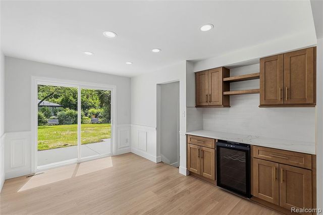 28264 Bayberry Road, Farmington, MI 48331