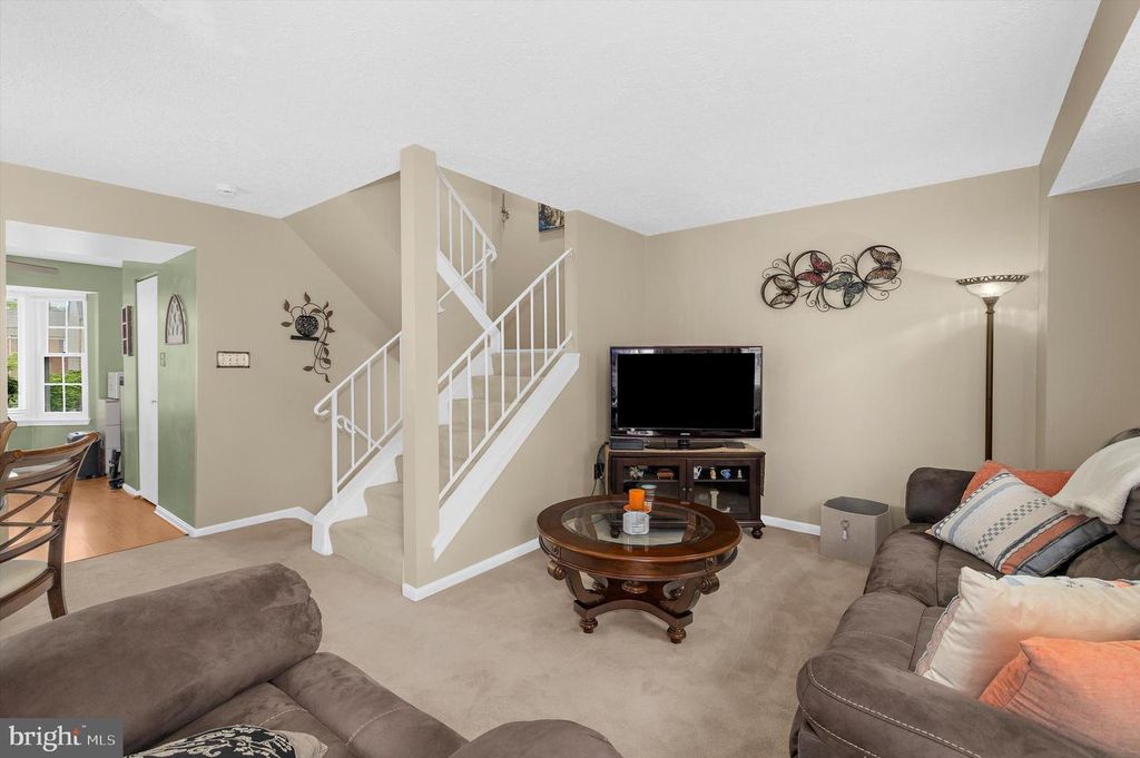 Image 11 of property listing at 7785 COX POINT, Stoney Beach, MD 21226