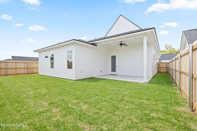 239 Jagged Grove Lane, Youngsville, LA 70592