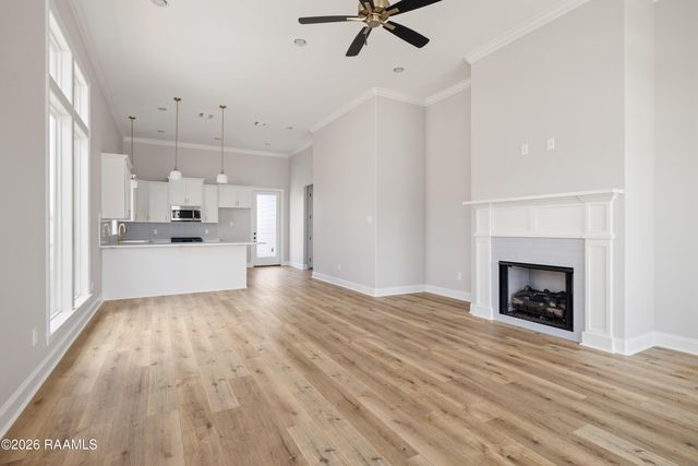 239 Jagged Grove Lane, Youngsville, LA 70592