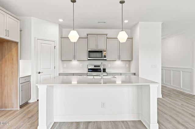212 Speyburn Street, Sanford, NC 27330