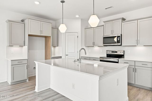 212 Speyburn Street, Sanford, NC 27330