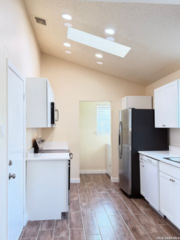 5754 Spring Night, San Antonio, TX 78247