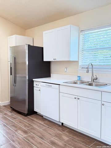 5754 Spring Night, San Antonio, TX 78247