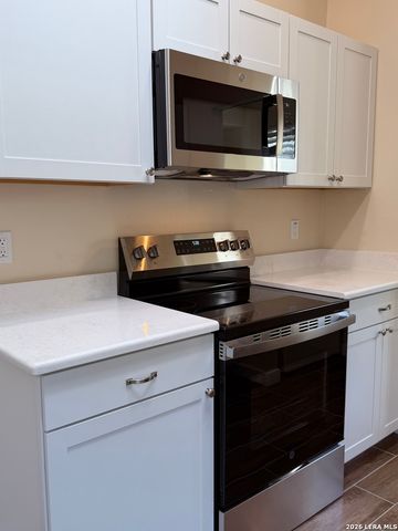 5754 Spring Night, San Antonio, TX 78247