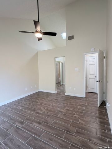5754 Spring Night, San Antonio, TX 78247
