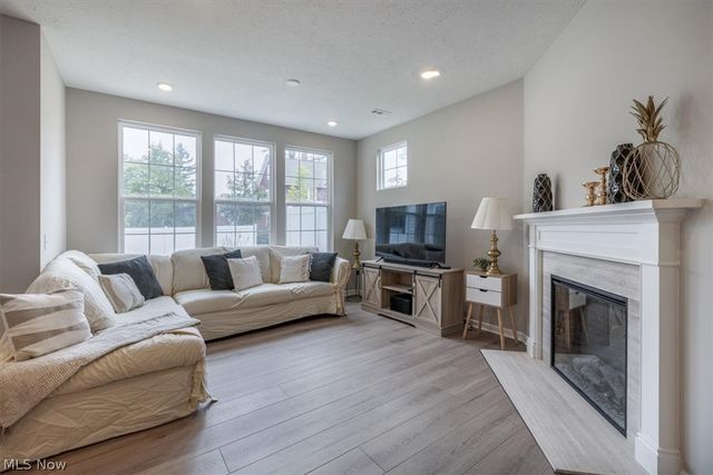1616 Merlot Lane, Westlake, OH 44145