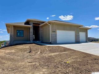 4503 S 203rd Avenue, Omaha, NE 68135