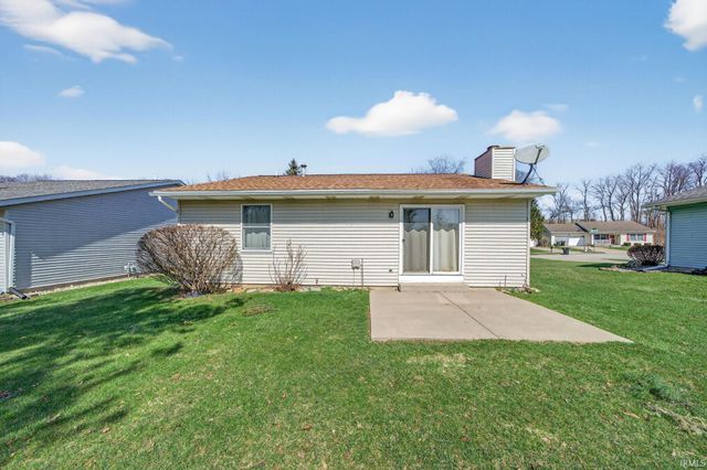 1978 Greenock Street, South Bend, IN 46614