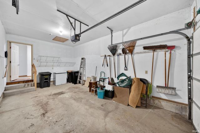 1978 Greenock Street, South Bend, IN 46614