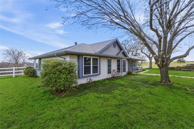 102 Dawn Circle, Weatherford, TX 76086