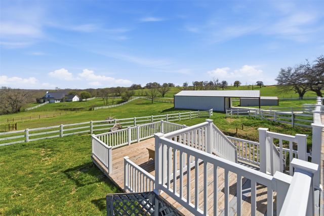 102 Dawn Circle, Weatherford, TX 76086