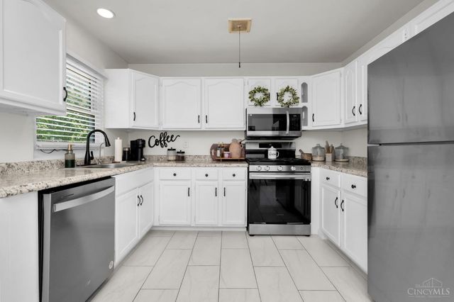 11649 Kenn Road, Cincinnati, OH 45240