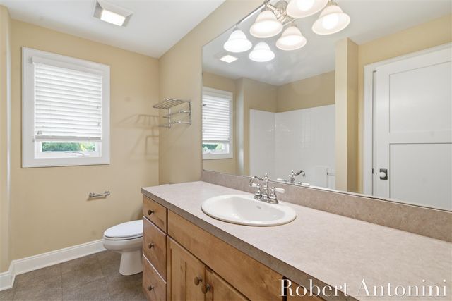 2025 Pine Nook Court, Grand Rapids, MI 49525