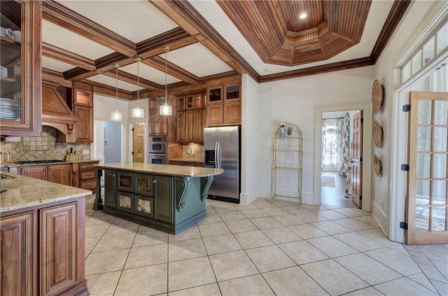 113 Vogel NE Street, Calhoun, GA 30701