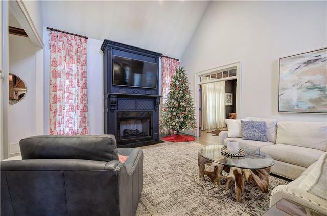 113 Vogel NE Street, Calhoun, GA 30701