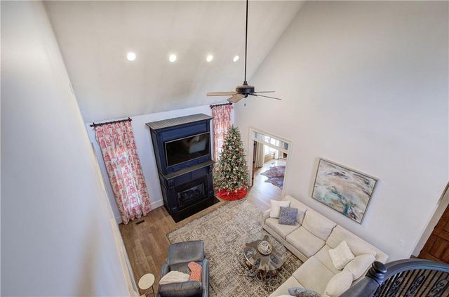 113 Vogel NE Street, Calhoun, GA 30701