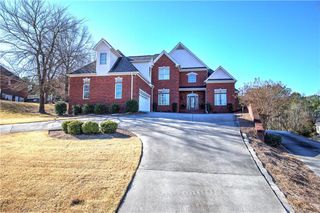 113 Vogel NE Street, Calhoun, GA 30701