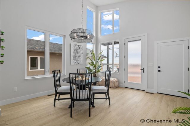 4020 SADDLEBACK LN, Cheyenne, WY 82009