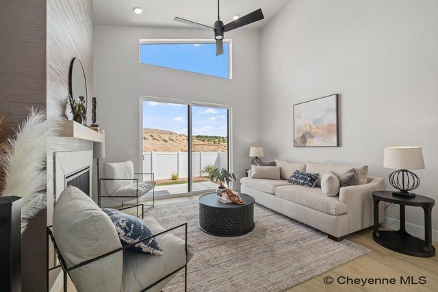 4020 SADDLEBACK LN, Cheyenne, WY 82009