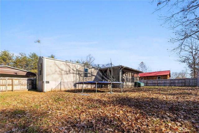 4 Sawblade Ridge, Marietta, SC 29661