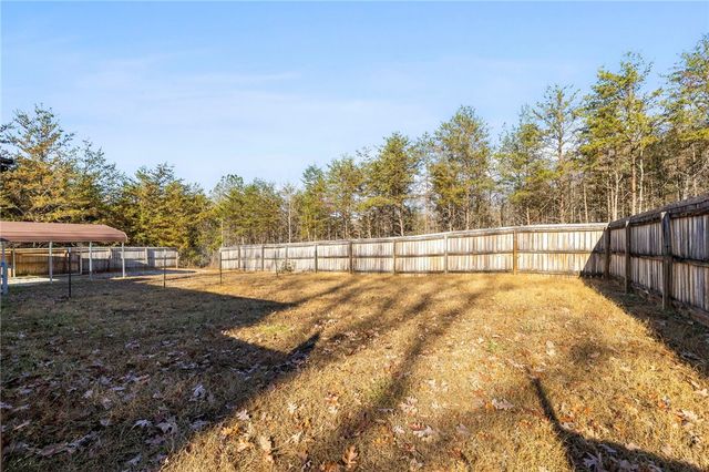 4 Sawblade Ridge, Marietta, SC 29661