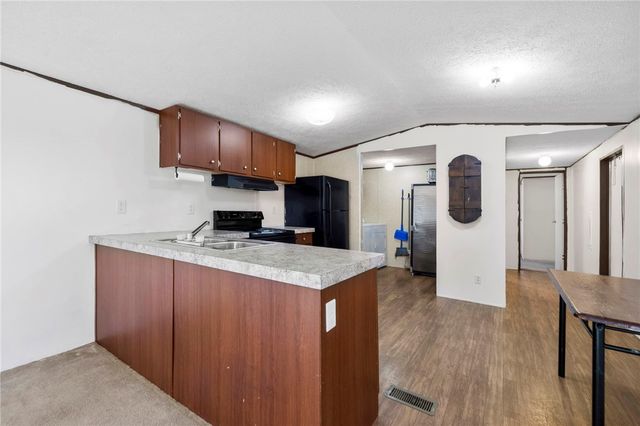 4 Sawblade Ridge, Marietta, SC 29661