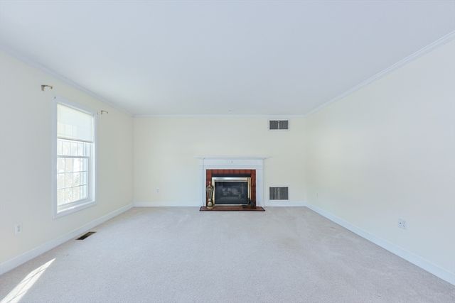 17 Quisset Brook 17, Milton, MA 02186